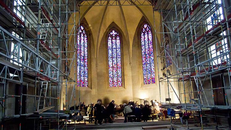 Konzerterlebnis zwischen Baugerüsten in St. Augustin. Fotos: Jochen Berger