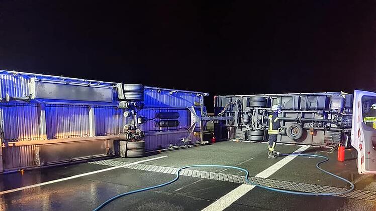 A7 bei Rottendorf: Gafferwahnsinn nach Unfall