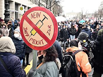 Landkreis Lichtenfels verhängt Allgemeinverfügung für Corona-Demonstrationen
