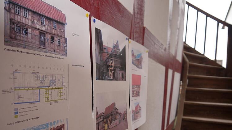 Eine Dokumentation zeigt den Werdegang der Sanierung.Berthold Köhler