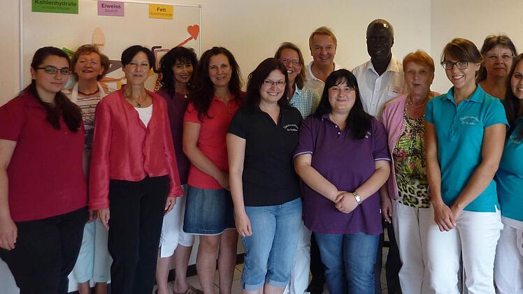 Das Team des Forchheimer Diabetes-Zentrums und Doktor Gaye.  Foto: privat