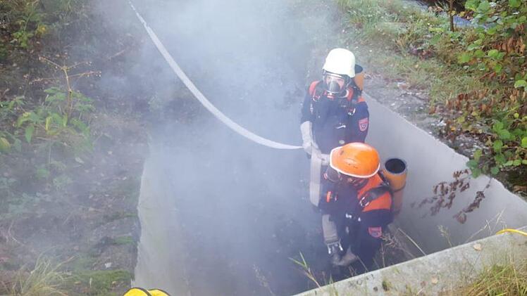 Die Feuerwehrjugend aus Oehrberg, Stralsbach, Lauter und Katzenbach hatten verschiedene Aufgaben zu bewältigen. Foto: Gabi Sell