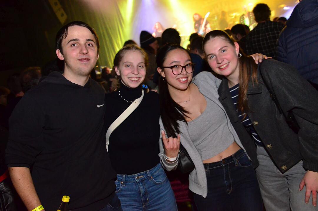 Mit ALLSTAR live auf der B&uuml;hne und Ph&auml;t J&auml;nnys H&ouml;use als Vorband!