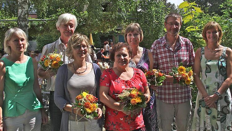 Ehrung für langjähriges Engagement als Betreuer (von links): Susanne Meder-Stöth, Achim Matusik, Roswitha Heilos-Matusik, Gertraud Lell, Barbara Fieseler, Jürgen Neeb und Karin Wolf.