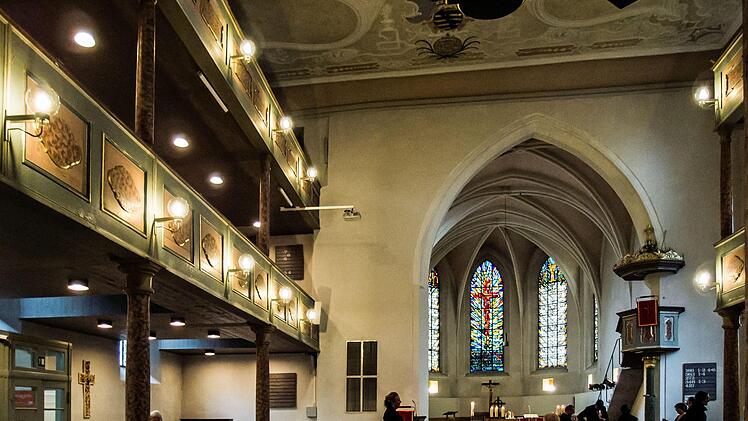 Blick in die Heilig-Kreuzkirche in Coburg nach der Sanierung der historischen EmporenFoto: Jochen Berger