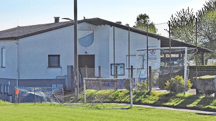 Das Sportheim der SpVgg Heroldsbach/Thurn muss dringend saniert werden.