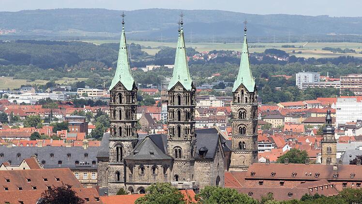 Was interessiert unsere Leser und was interessiert vielleicht nur die Stadt- und die Landkreis-Oberen? Diese Frage stellt sich jede Redaktion, auch die Bamberger.  Foto: Michael Gründel/Archiv