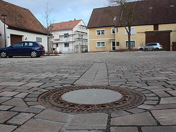 In die Mühlhausener Kanalisation - hier die Badgasse - ist mehr Geld geflossen als geplant. Foto: Andreas Dorsch