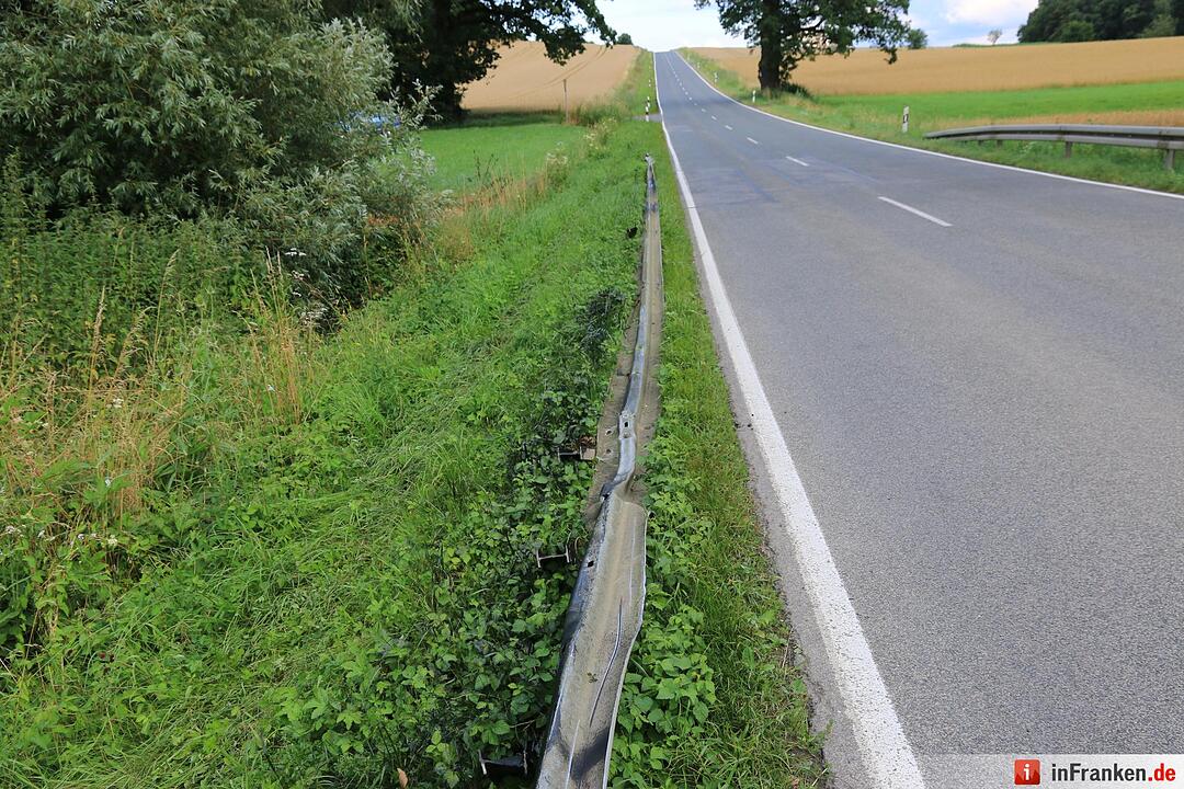 Transporter schleudert über BA1 bei Scheßlitz