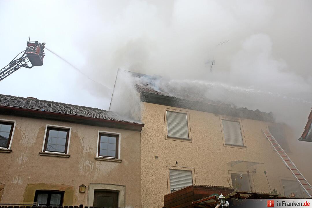 Brand in Wohnhaus in Schönbrunn