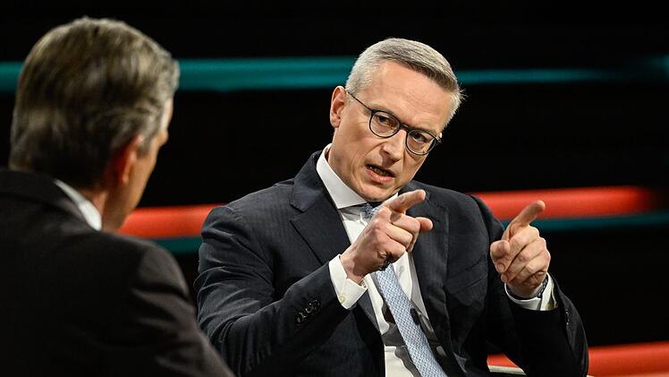 Digitalminister Karsten Wildberger erläuterte bei "Markus Lanz", wie er den Staat und die Verwaltung künftig entschlacken und modernisieren will.