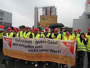 Mit einem Warnstreik hatten sich die Mitarbeiter des Kulmbacher Gewürzunternehmens Raps für ihre Lohnforderungen stark gemacht. Foto: Sonja Adam