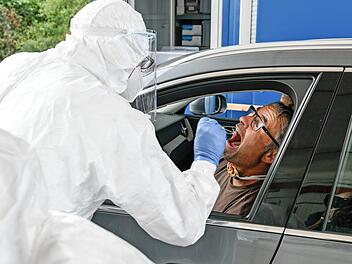 17 214 neue Corona-Fälle wurden innerhalb eines Tages an das Robert Koch-Institut gemeldet. Symbol Foto: Thomas Obermeier