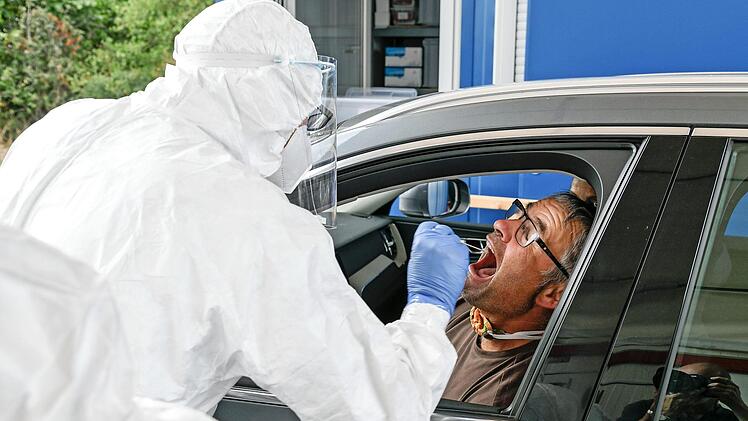 17 214 neue Corona-Fälle wurden innerhalb eines Tages an das Robert Koch-Institut gemeldet. Symbol Foto: Thomas Obermeier