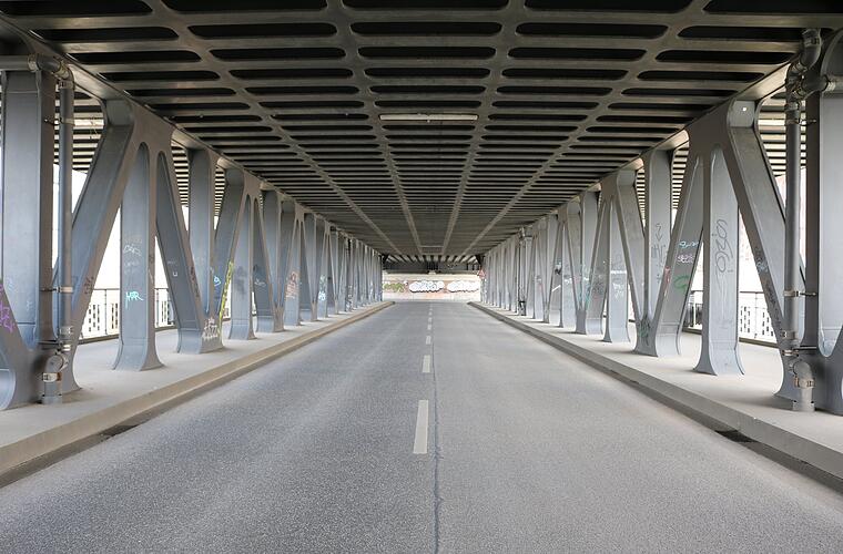 Feuerbach/Rüdenhausen: Staatsstraße 2421 voll gesperrt - Teilbauwerk wird erneuert