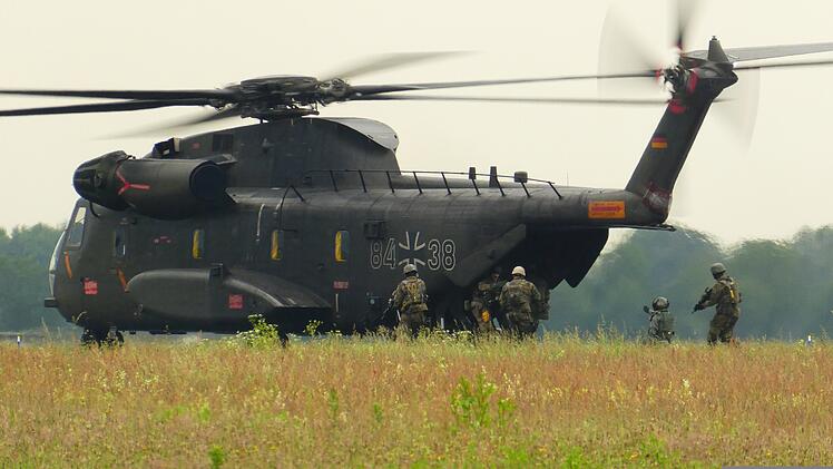 Iphofen: US-Streitkräfte üben im Februar mit Helikoptern - was Bürger beachten müssen