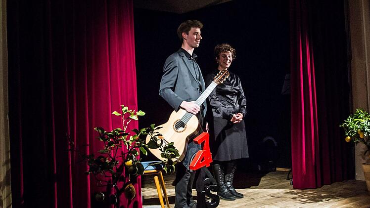 Gitarrist und Lautenist: Elias Conrad gastierte im Elsicher Dorfhaus.Foto: Jochen Berger