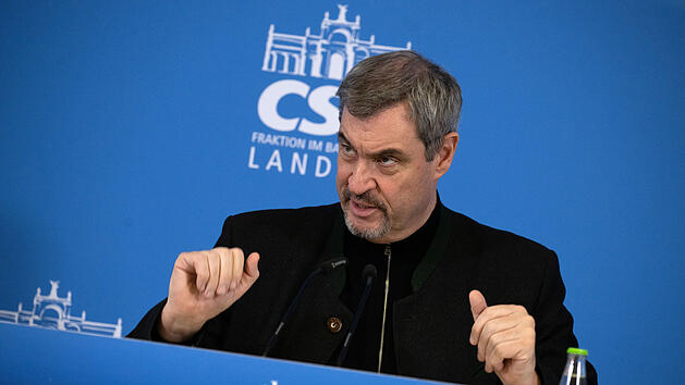 CSU auf Kloster Banz: S&ouml;der will weniger Bundesl&auml;nder und mehr Hymnen