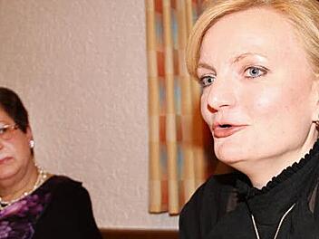 DGB-Regionssekretärin Marietta Eder sprach beim "Beschäftigungsgipfel" der Lichtenfelser Frauengruppen über die Risiken sogenannter Minijobs.  Foto: Gerda Völk