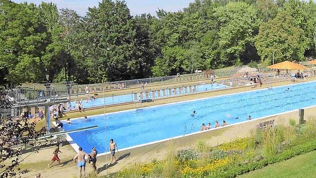 Das idyllisch gelegene Gaustadter Freibad soll mit Hilfe des neuen F&ouml;rdervereins in die Zukunft gef&uuml;hrt werden.  Foto: Stadtwerke Bamberg
