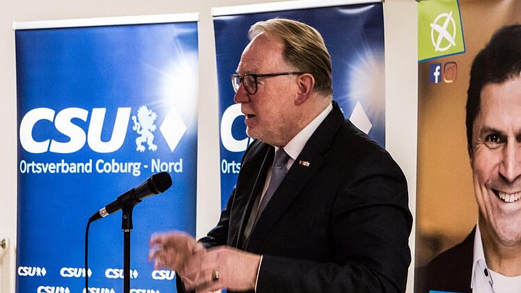 Impressionen vom Neujahrsempfang der Coburger CSU: MdB Hans Michelbach beim GrußwortFoto: Jochen Berger