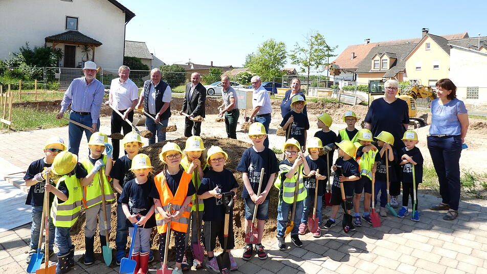 Schlüsselfeld: Spatenstich für neuen Kindergarten - Eröffnung für