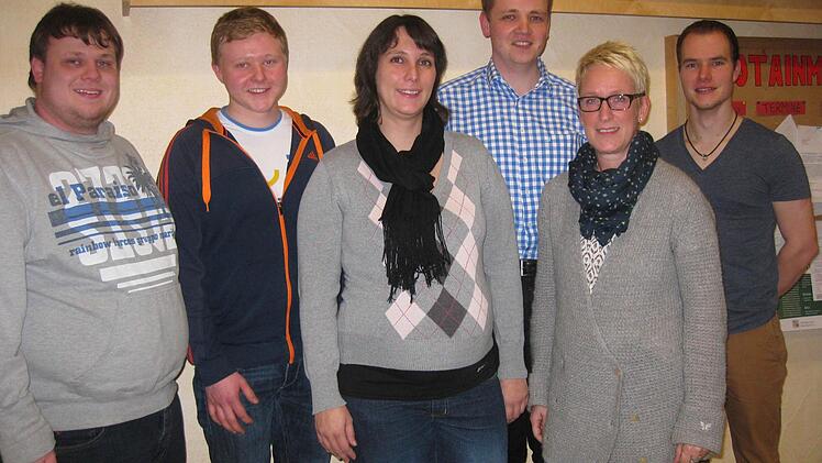 Die aktuelle Führungsriege der Musikkapelle Schönderling: (von links) Christian Gerlach, Simon Wießner, Alexandra Neuland, Pascal Reh, Antje Schwanke und Bastian Markert. Foto: Beatrix Lieb