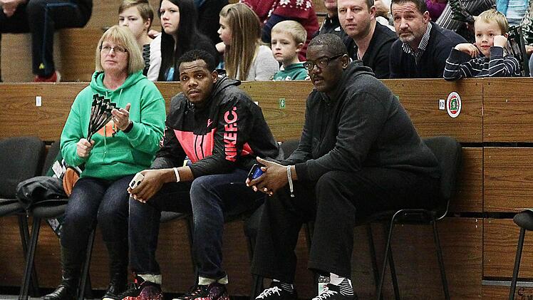 Der Ex-Baunacher Marcos Knight und Joe Dumars waren am Samstag prominente Zuschauer.