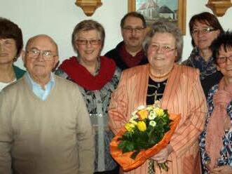 Wechsel an der Spitze des Seniorenforums (von links): Rosi Kast, Hubert Greubel, Alrun Lintner, Norbert Kraus, Leopoldine Wiesner, Maritta Ziegler (Diözesanbüro), Evelyn Zureich, nicht im Bild Christel Brand. Foto: Michaela Atzler