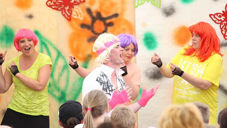 Beim Waldfest in Oberwildflecken geht es ganz schön bunt zu. Foto: Sebastian Schmitt-Mathea