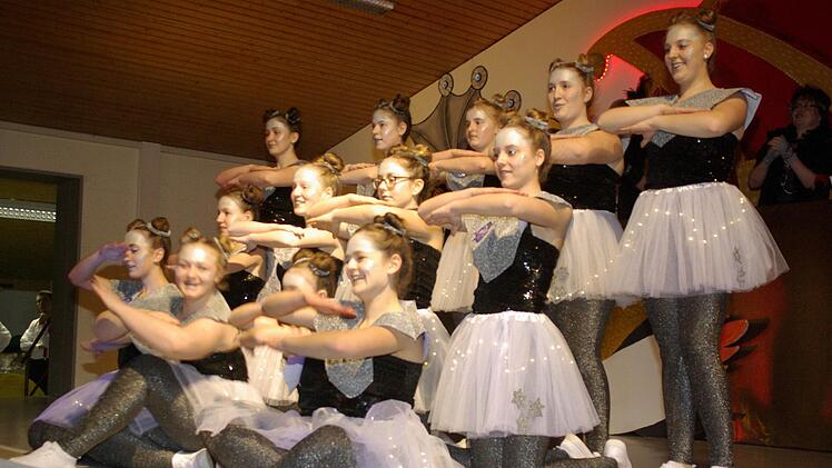 Die "Tanzmäuse" tanzten durchs Weltall. Foto: Winfried Ehling