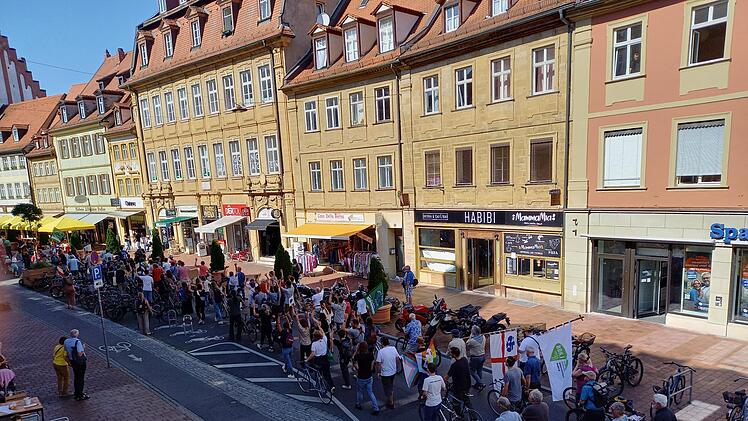 Bamberg: "Globaler Klimastreik" in Bamberg - zahlreiche Menschen demonstrieren