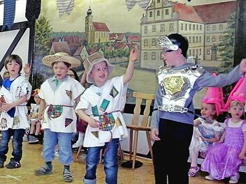 Till Eulenspiegel mit Bauern und Gauklern Foto: G&uuml;nther Geiling