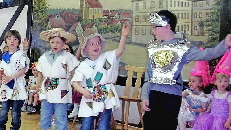 Till Eulenspiegel mit Bauern und Gauklern Foto: G&uuml;nther Geiling