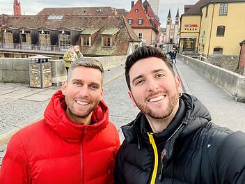 Würzburg: Neue, queere "Moritz Bar" eröffnet - ein "fulminantes Fest"