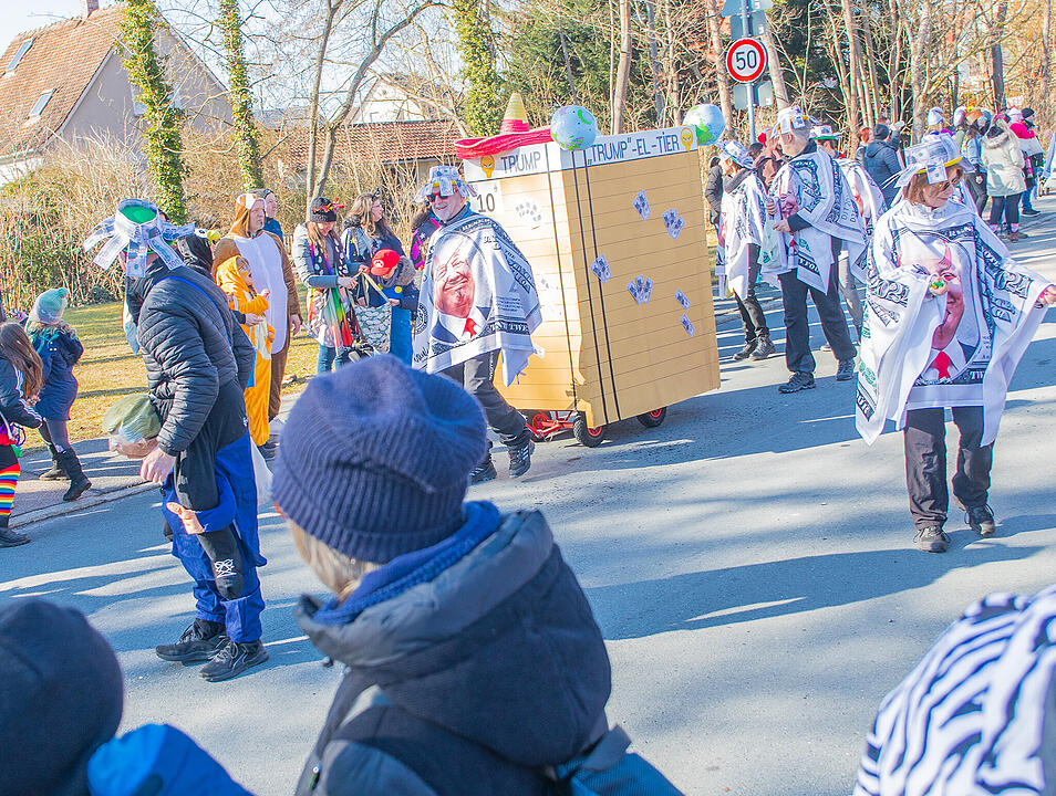 Die schönsten Fotos vom Allersberger Faschingszug 2025 gibt es hier! (Teil 1)