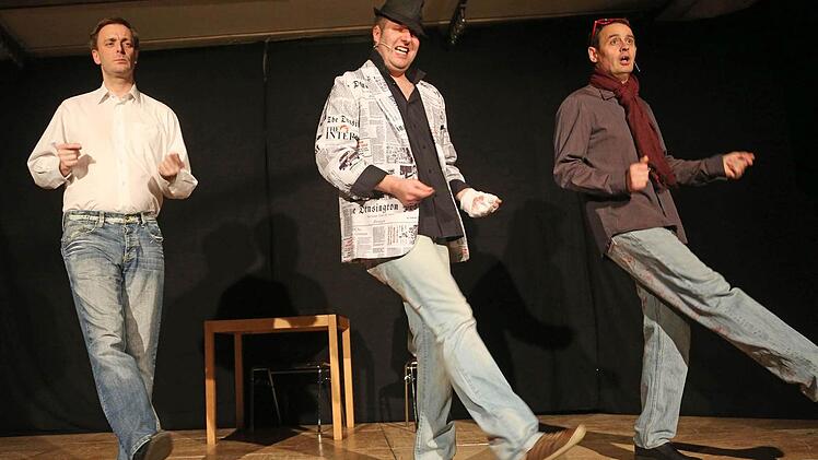 Der neue Modetrend: 9,99-Euro-Jeans mit blutigem Hände-Dekor.