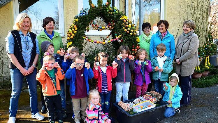 Die Kinder aus Trebgast nach getaner Arbeit Foto: Dieter Hübner