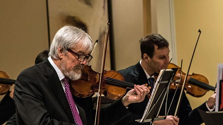 Impressionen vom Weihnachtskonzert mit dem Collegium Musicum Coburg in der MorizkircheFoto: Jochen Berger
