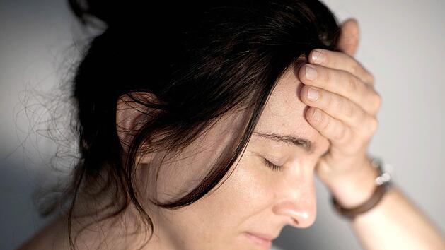 Schwindel: Ein typisches Symptom bei Vitamin-B12-Mangel