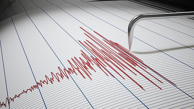 Mit Seismographen wird die Stärke von Erdbeben gemessen.