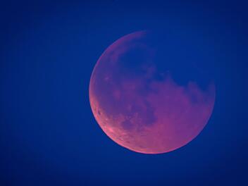 Totale Mondfinsternis sorgt f&uuml;r "Blutmond"