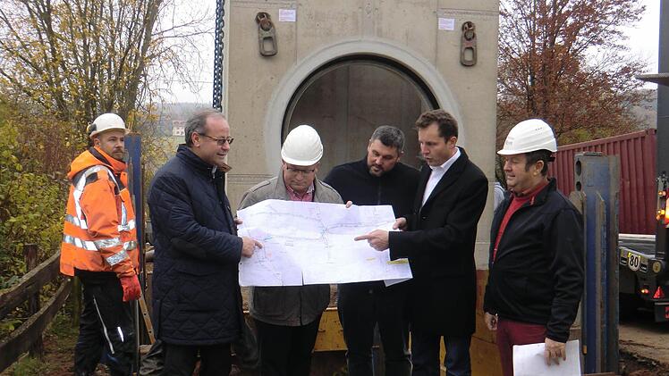 Wasser bändigen soll ein Drosselbauwerk in der Siedlungsstraße.  Foto: Christine Rottmund