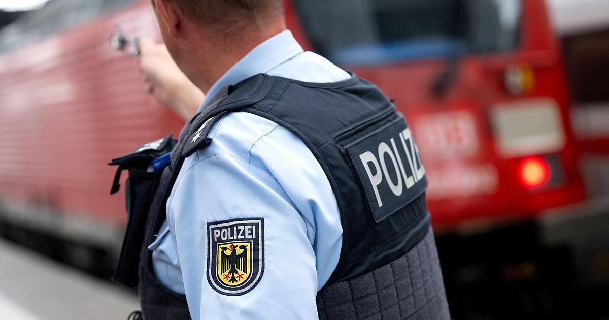 Kreis Wunsiedel: 'Falscher Polizist' ergaunert Riesensumme - Senior fällt ...