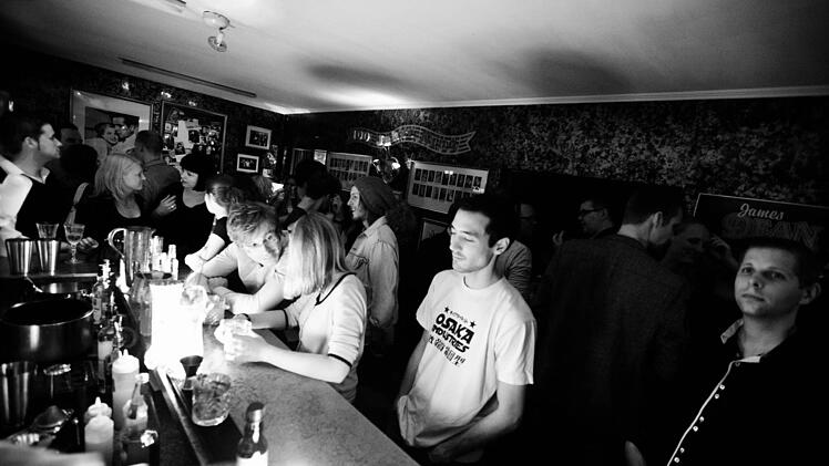 Die Pop-up-Bar in einem versteckten Hamberger Privatkino.