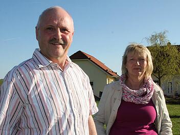 Sie werden ihre Enkel nicht in der Rhön aufwachsen sehen: Heinz und Rita Schuhmann bedauern den Vorfall sehr. Foto: Ulrike Müller