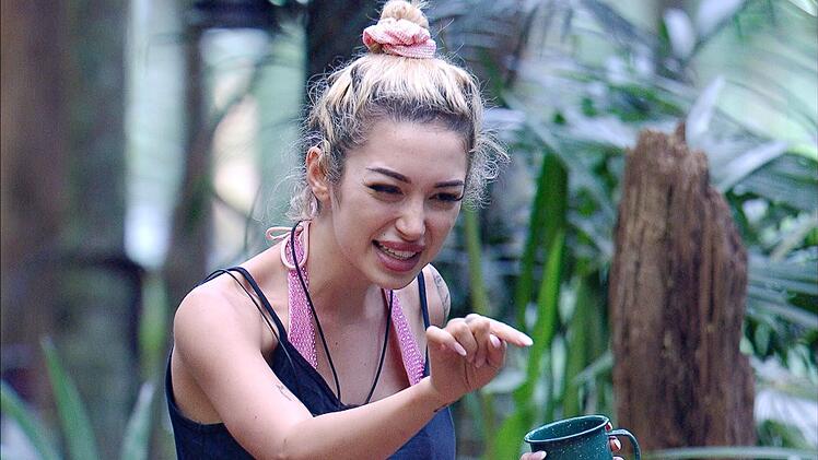 T&auml;glich gr&uuml;&szlig;t das Murmeltier: Ariel sorgt mal wieder f&uuml;r hitzige Diskussionen im Camp.