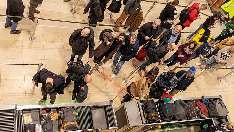 Winterwetter - Flughafen Berlin/Brandenburg