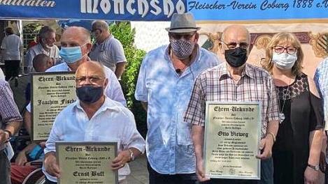 Ehrungen beim Fleischerverein Coburg (von links): Willy Florschütz, Joachim Fischer, Ernst Buff, Vorsitzender Thomas Flurschütz, Otto Vieweg, Karin Beez, Marco Frommholz  Foto: Thomas Flurschütz