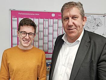 Der 17-jährige Simon Geisler aus Frensdorf ist von Andreas Schwarz ausgewählt worden, als Stipendiat ein Schuljahr in den „American Way of Life“ einzutauchen.